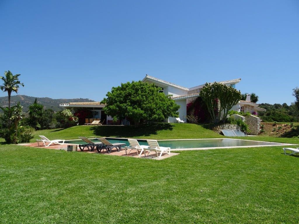 Villa in Elviria-Cabopino, Marbella, Spain 3 - 18573980
