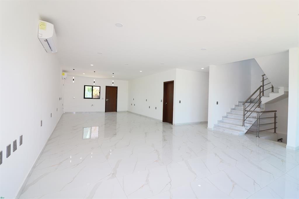 House in Mazatlán, Sinaloa, Mexico 1 - 18041302