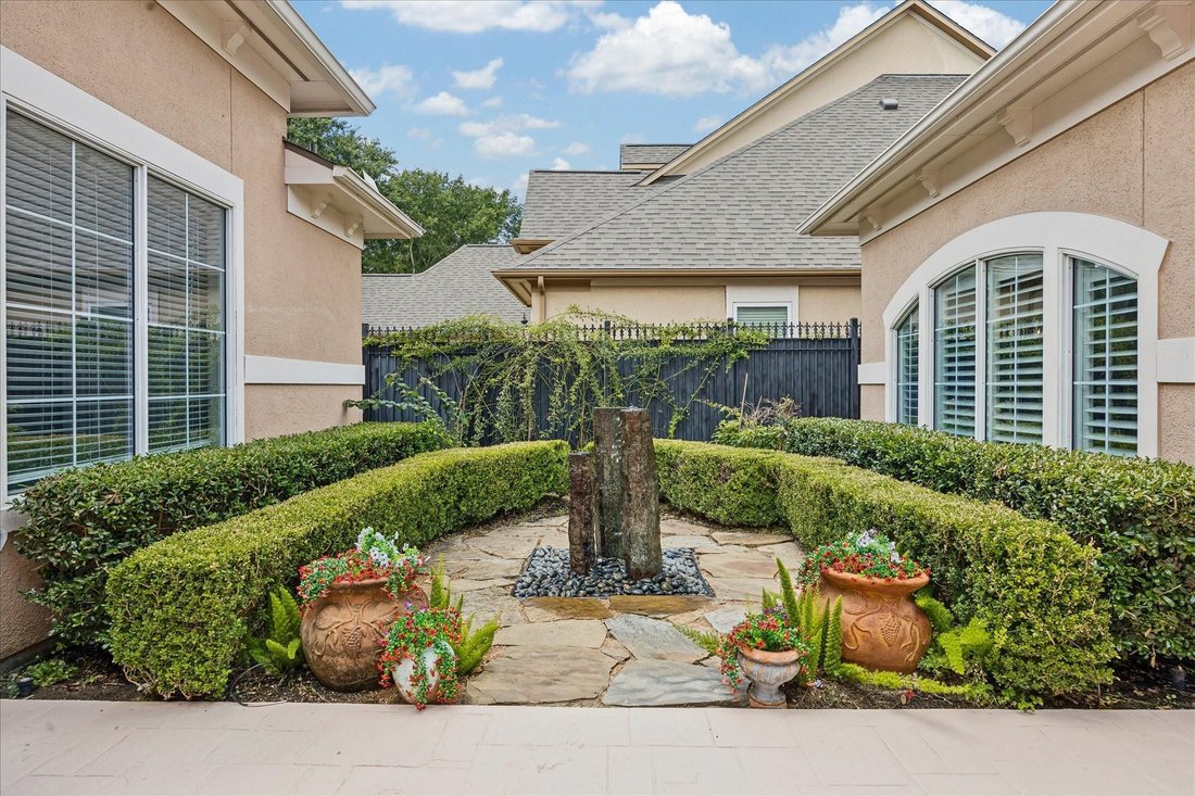 House in Houston, Texas, United States 3 - 18573907