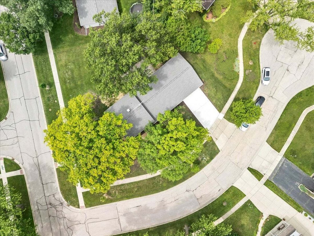 House in Hoffman Estates, Illinois, United States 3 - 18573884