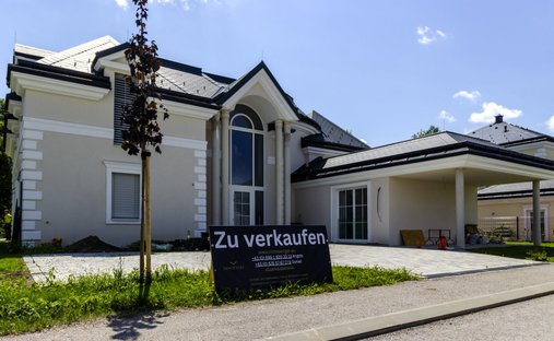 Villa in Ebreichsdorf, Niederösterreich, Österreich 1