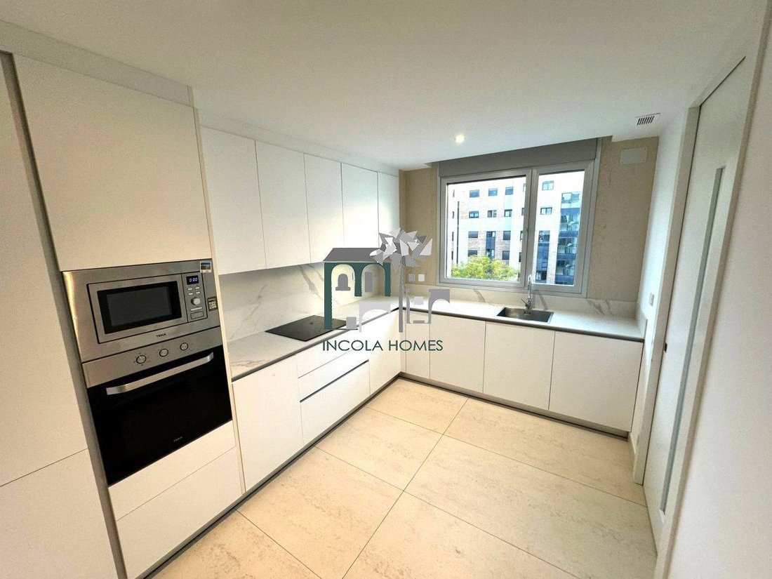 Apartment in Distrito Sur, Seville, Spain 5 - 18573964