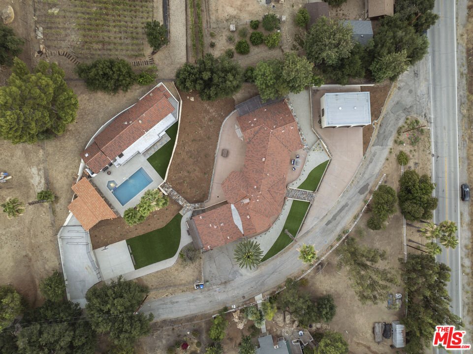 House in West Hills, California, United States 3 - 18573815