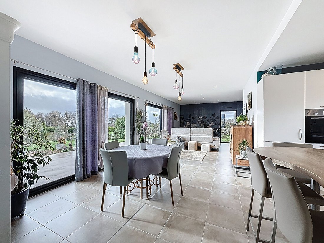 Villa in Ouest Péri-Centre Ville, Vannes, France 3 - 18573772