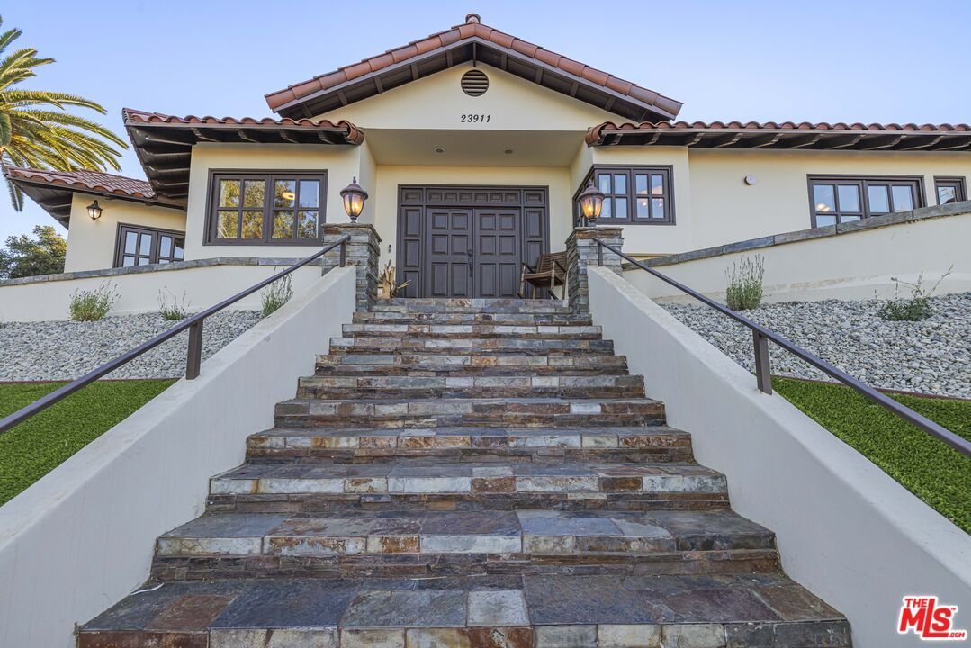 House in West Hills, California, United States 5 - 18573815