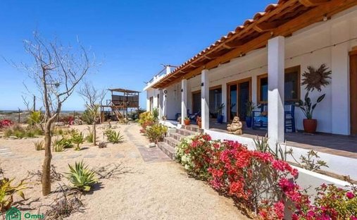 House in El Pescadero, Baja California Sur, Mexico 1