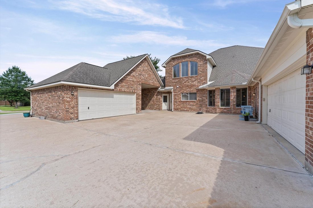 House in Houston, Texas, United States 5 - 18573912
