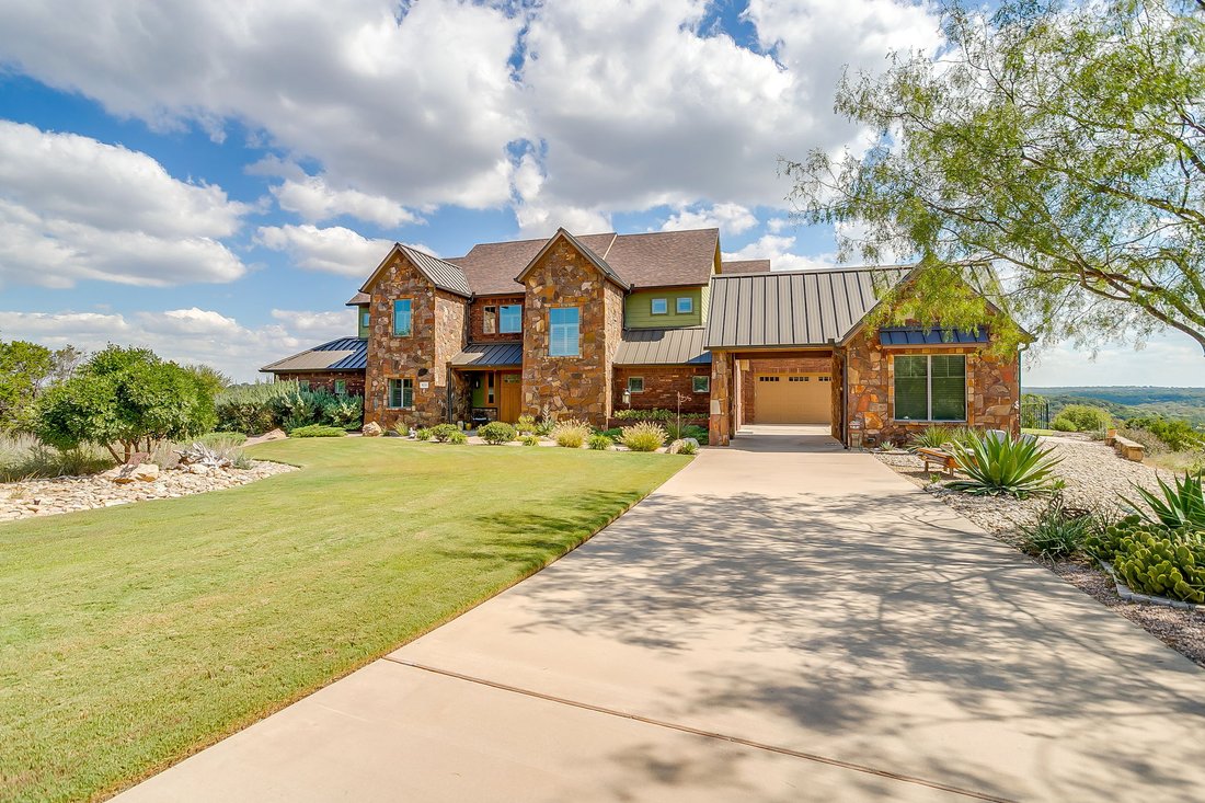 Estate in Cleburne, Texas, United States 2 - 18574057