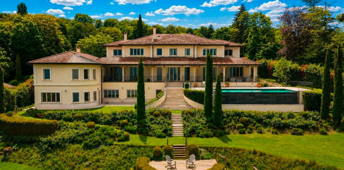 Villa in Chens-sur-Léman, Auvergne-Rhône-Alpes, France 1 - 18574049