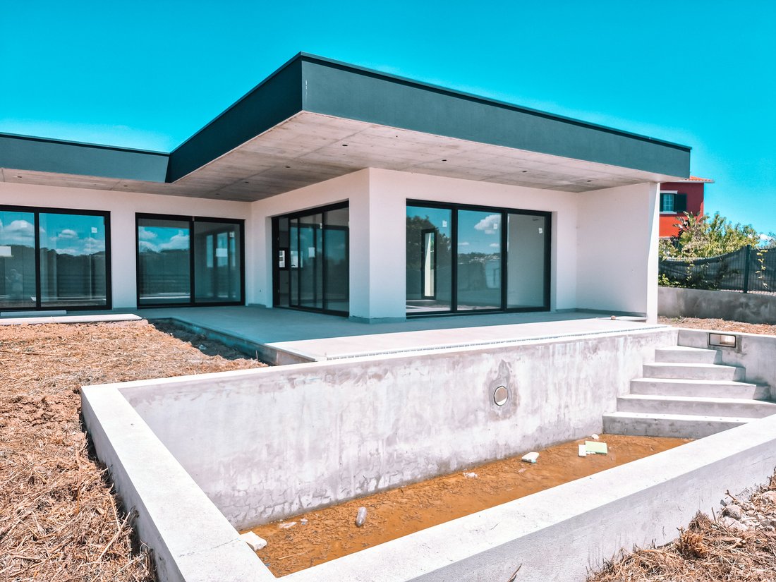 House in Alfeizerao, Leiria District, Portugal 1 - 18574006