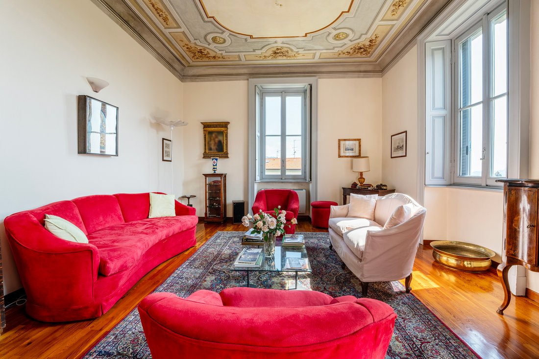 Villa in Cadegliano-Viconago, Lombardy, Italy 4 - 18574009