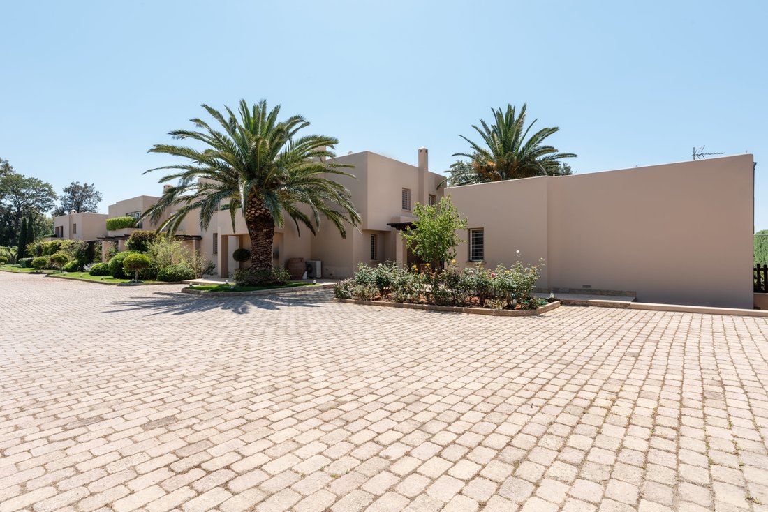 Villa in Kalyvia Thorikou, Attica, Greece 2 - 18574105