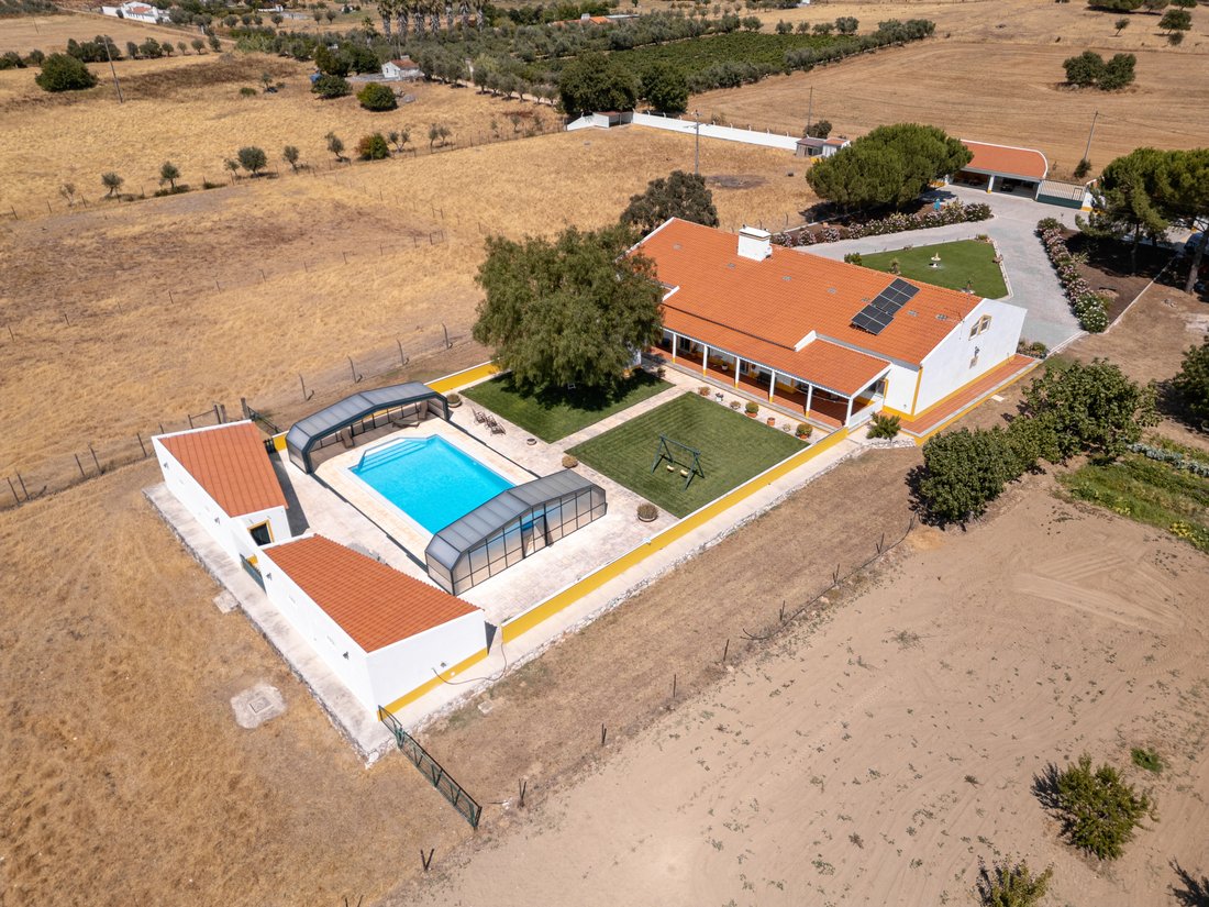 Country House in Viana do Alentejo, Évora District, Portugal 1 - 18574072