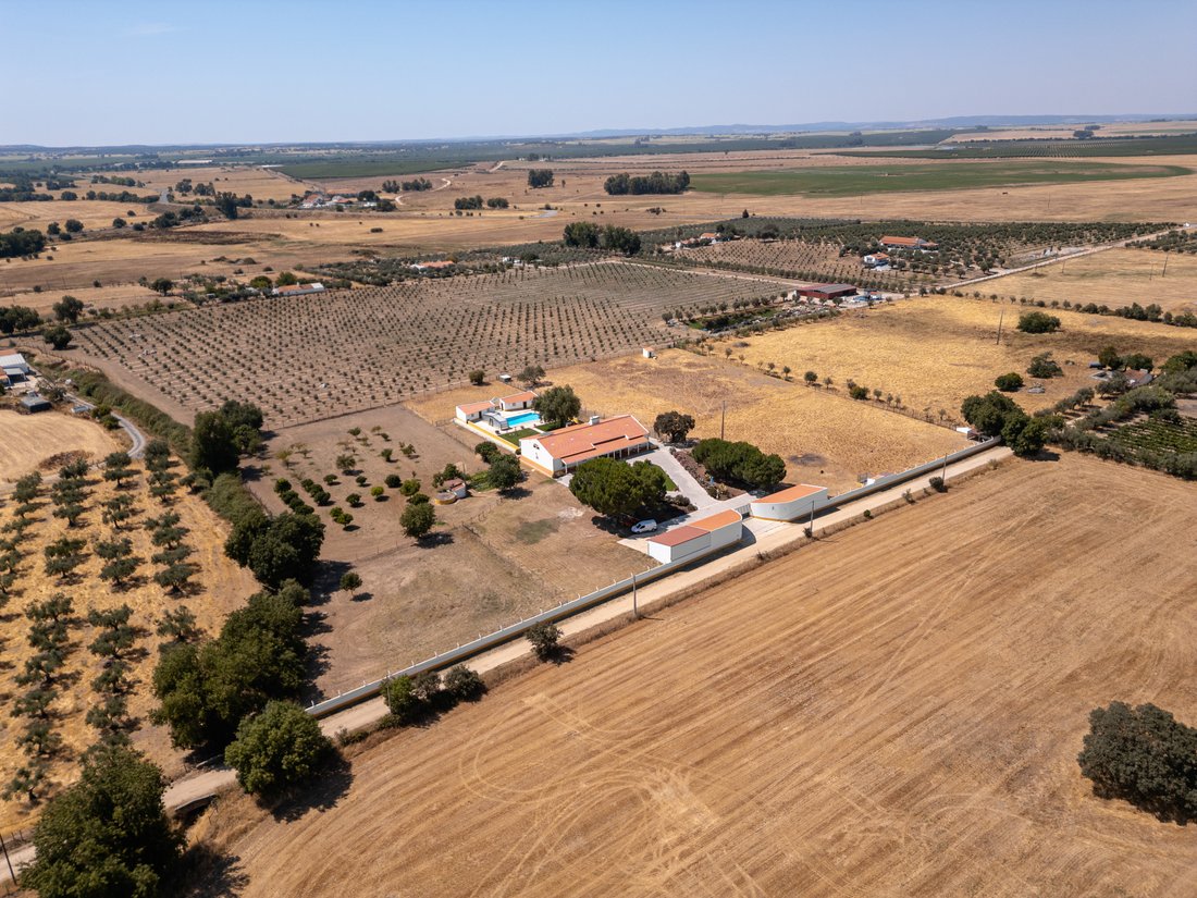 Country House in Viana do Alentejo, Évora District, Portugal 2 - 18574072