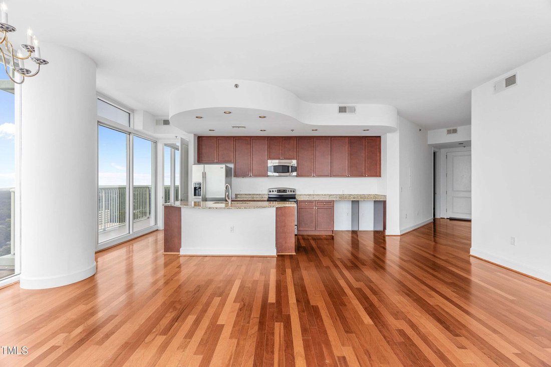 Condo in Raleigh, North Carolina, United States 4 - 18576258