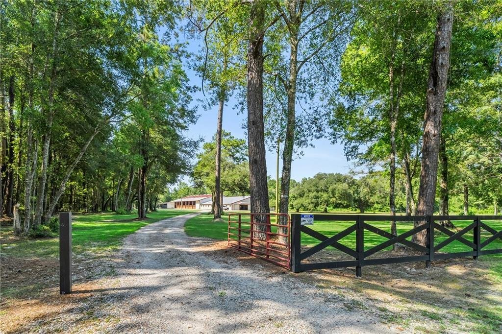 Land in Covington, Louisiana, United States 1 - 18483400
