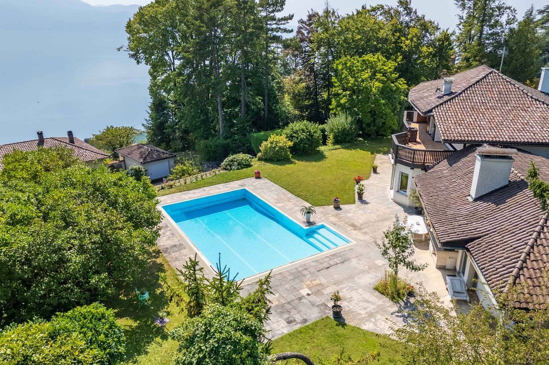 Villa in Chexbres, Vaud, Switzerland 1 - 18575956