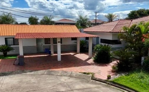Townhouse in Santa Cruz de la Sierra, Santa Cruz Department, Bolivia 1