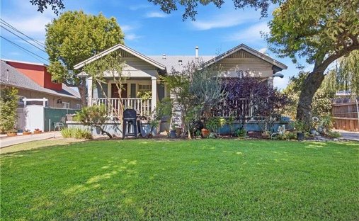 Altadena, California, United States 1