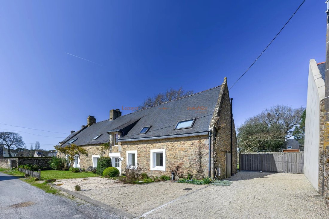 House in Centre Bourg, Sene, France 1 - 18385193