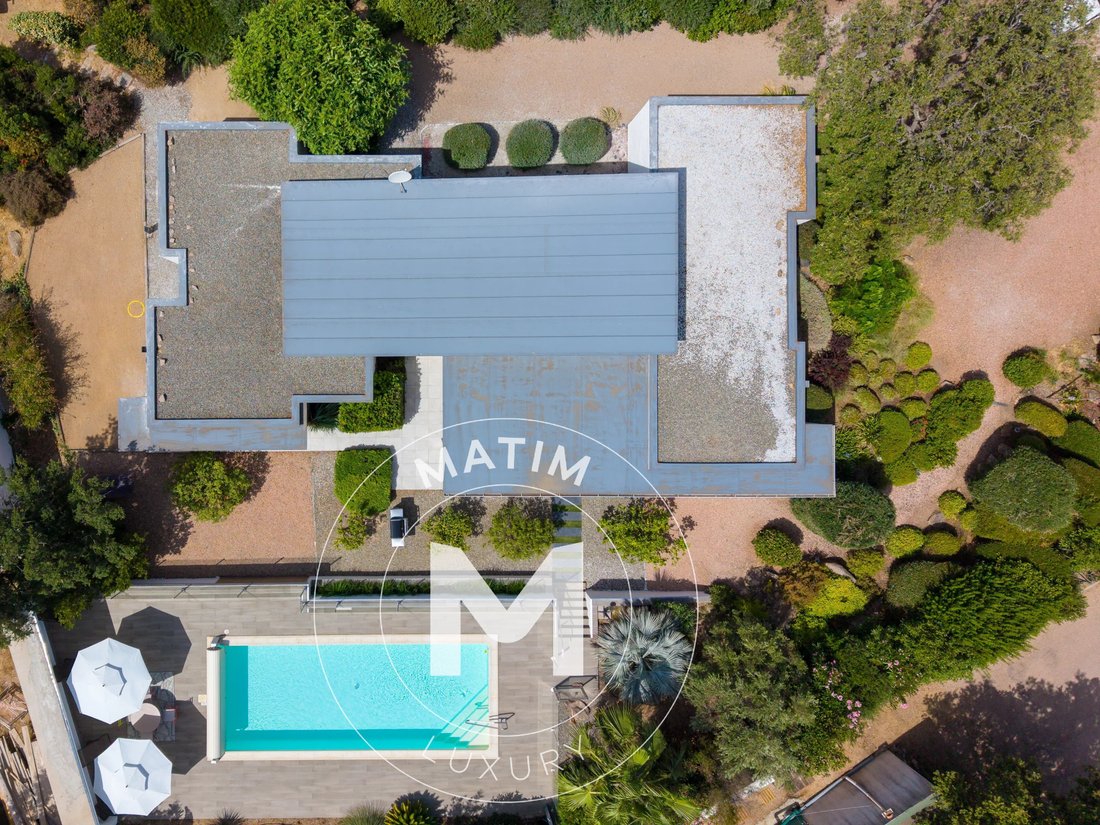 Villa in Zonza, Corsica, France 3 - 18575021