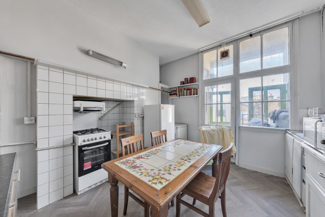 Apartment in Little Venice, Westminster, England 4 - 18574413