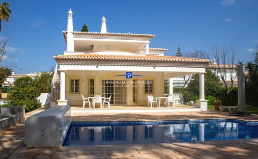 House in Alvor, Algarve, Portugal 1
