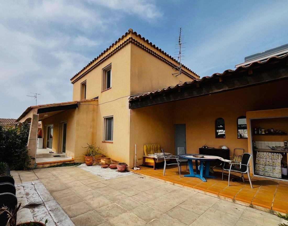 Villa in Ceyreste, Provence-Alpes-Côte d'Azur, France 2 - 17918644