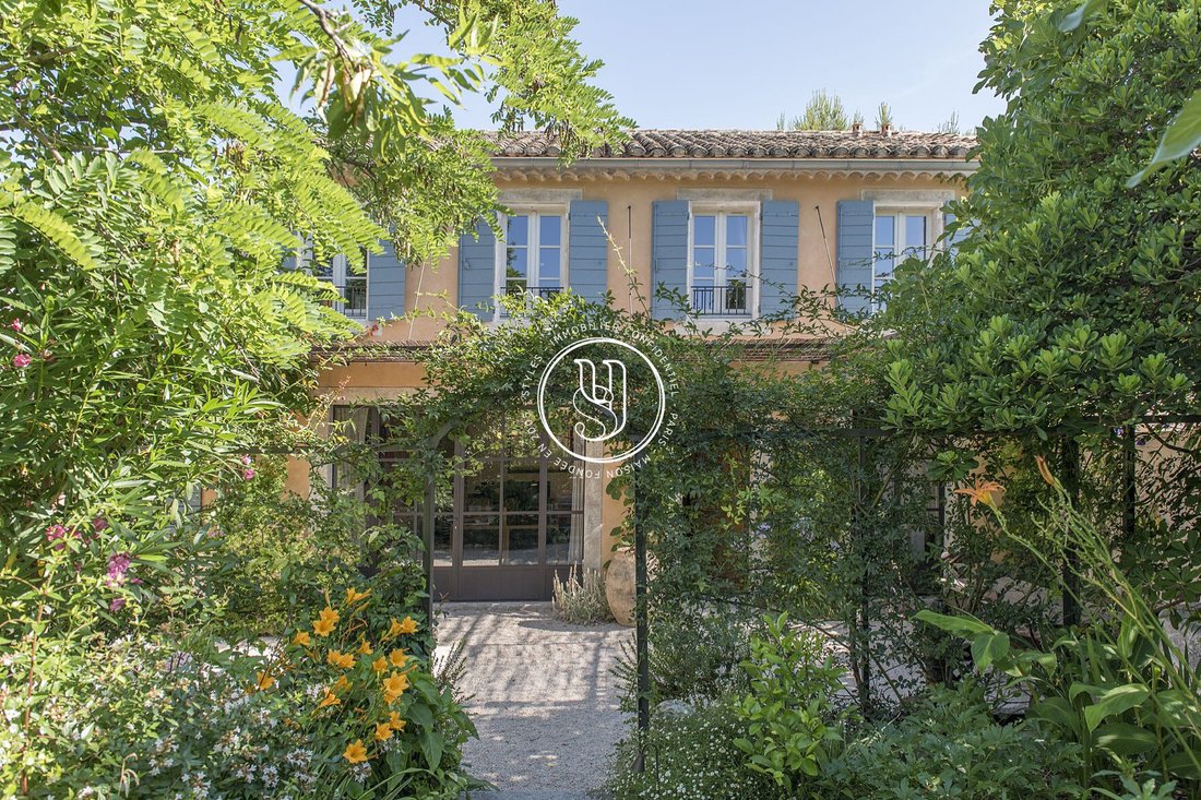 Villa in Saint-Rémy-de-Provence, Provence-Alpes-Côte d'Azur, France 5 - 18574825