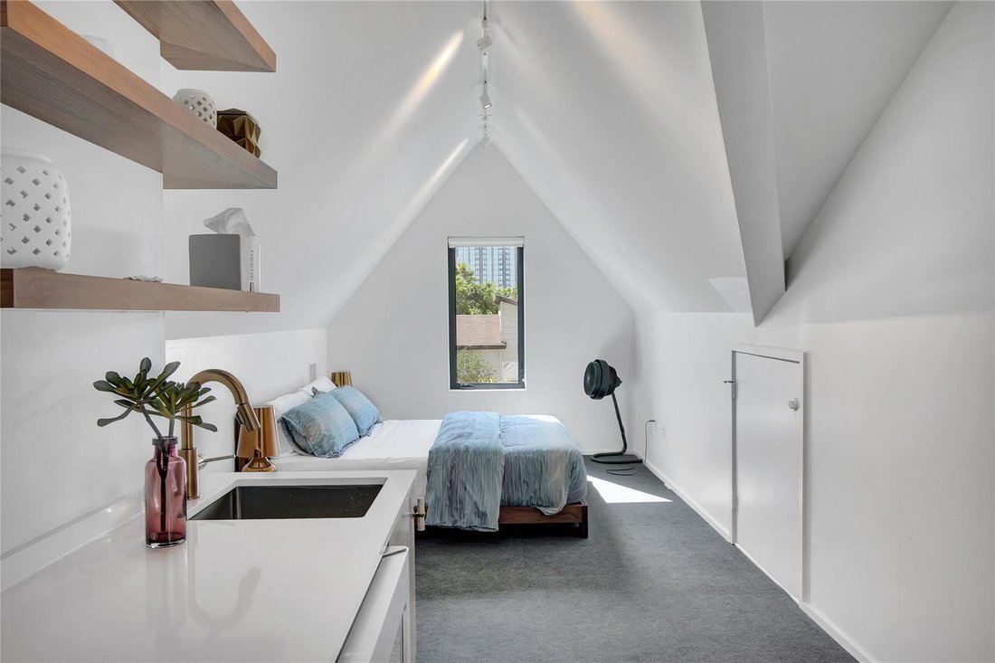 Condo in Austin, Texas, United States 1 - 18577291
