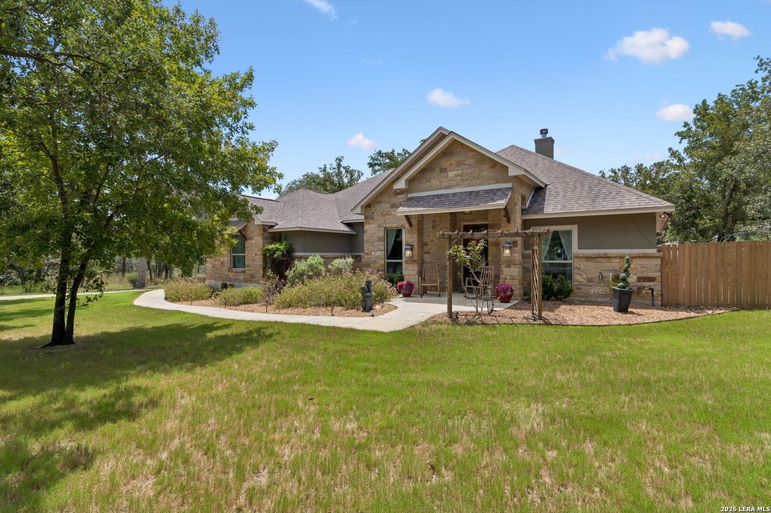 House in La Vernia, Texas, United States 2 - 18576324