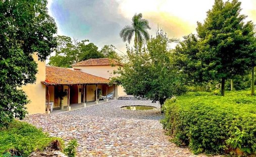 House in Tehuixtla, Morelos, Mexico 1