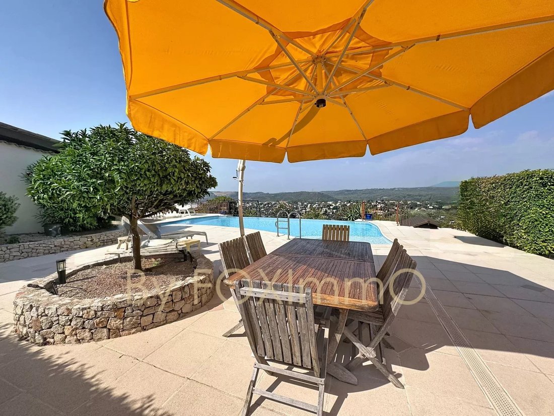 Villa in Val de Cagne-Colline Route de Vence, Cagnes-sur-Mer, France 2 - 18575149