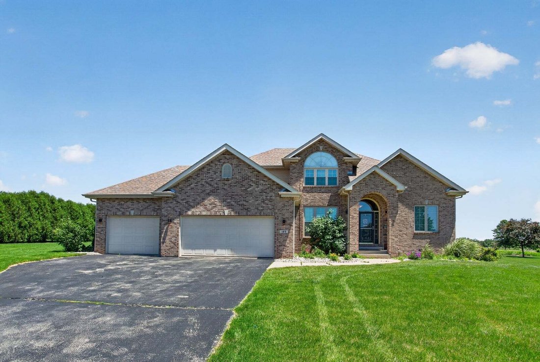 House in Poplar Grove, Illinois, United States 1 - 18577157