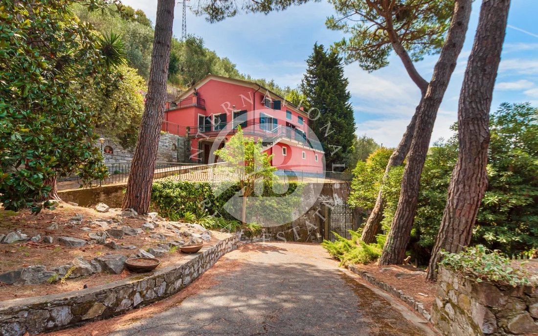 Villa in Lavagna, Liguria, Italy 2 - 18575150