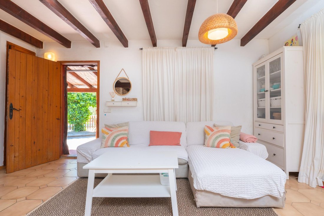 House in Cala Llonga, Ibiza, Santa Eularia des Riu, Balearic Islands 4 - 18574462