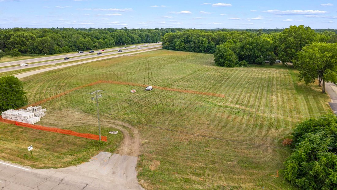 Land in Roscoe, Illinois, United States 4 - 18574353