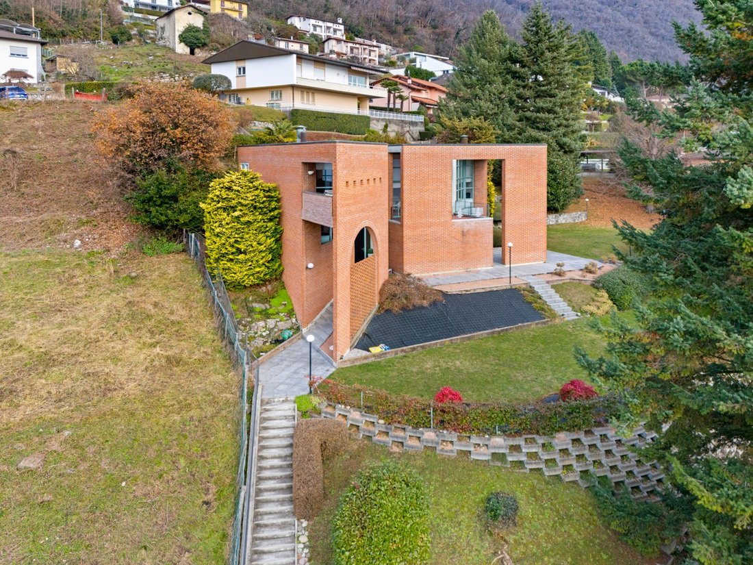 Villa in Vacallo, Ticino, Switzerland 2 - 18575881