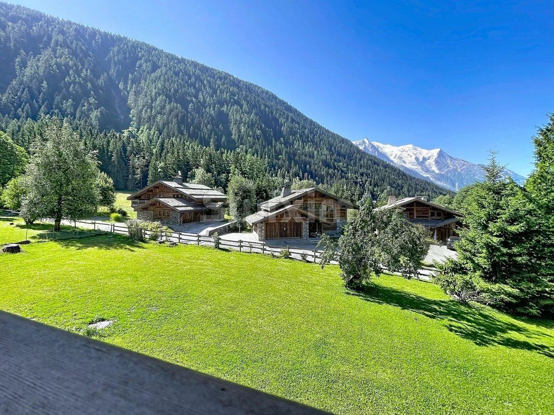 House in Chamonix-Mont-Blanc, Auvergne-Rhône-Alpes, France 4 - 18575192