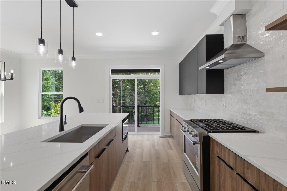 Condo in Raleigh, North Carolina, United States 5 - 18576289