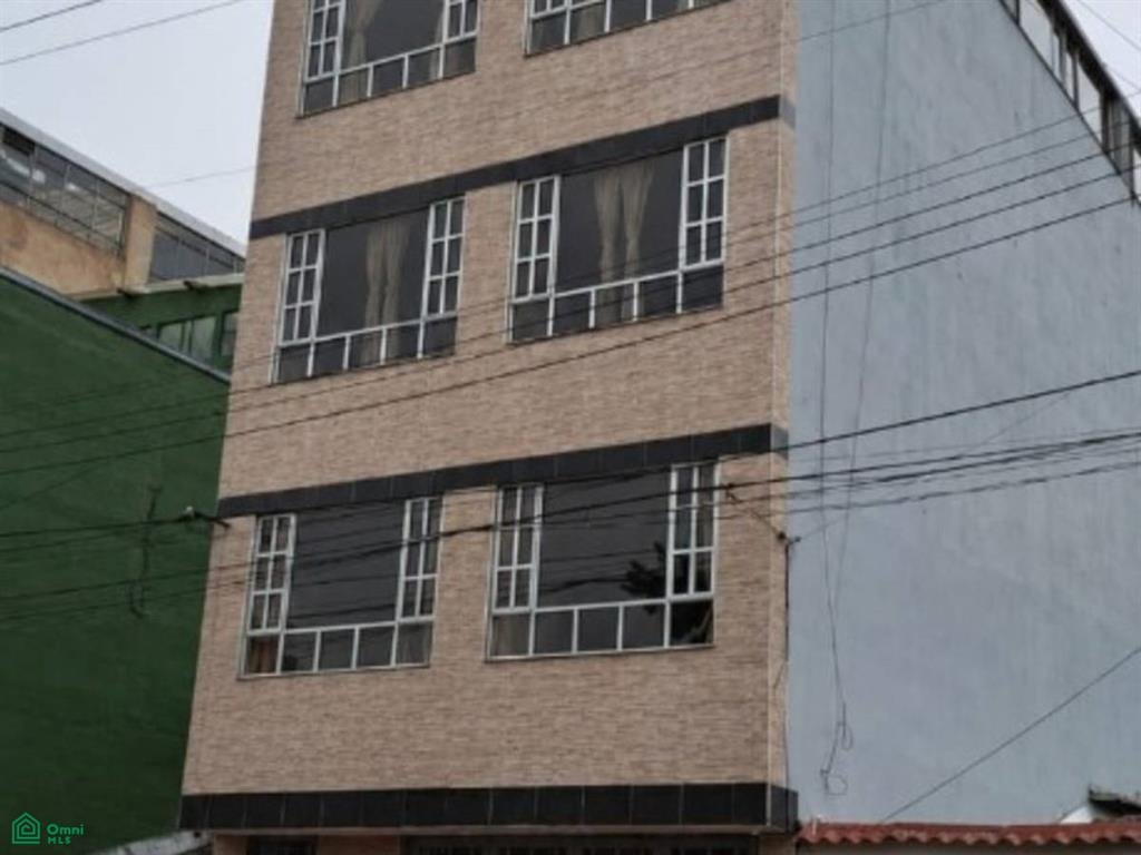 Condo in Bogota, Bogotá, Colombia 2 - 18446852