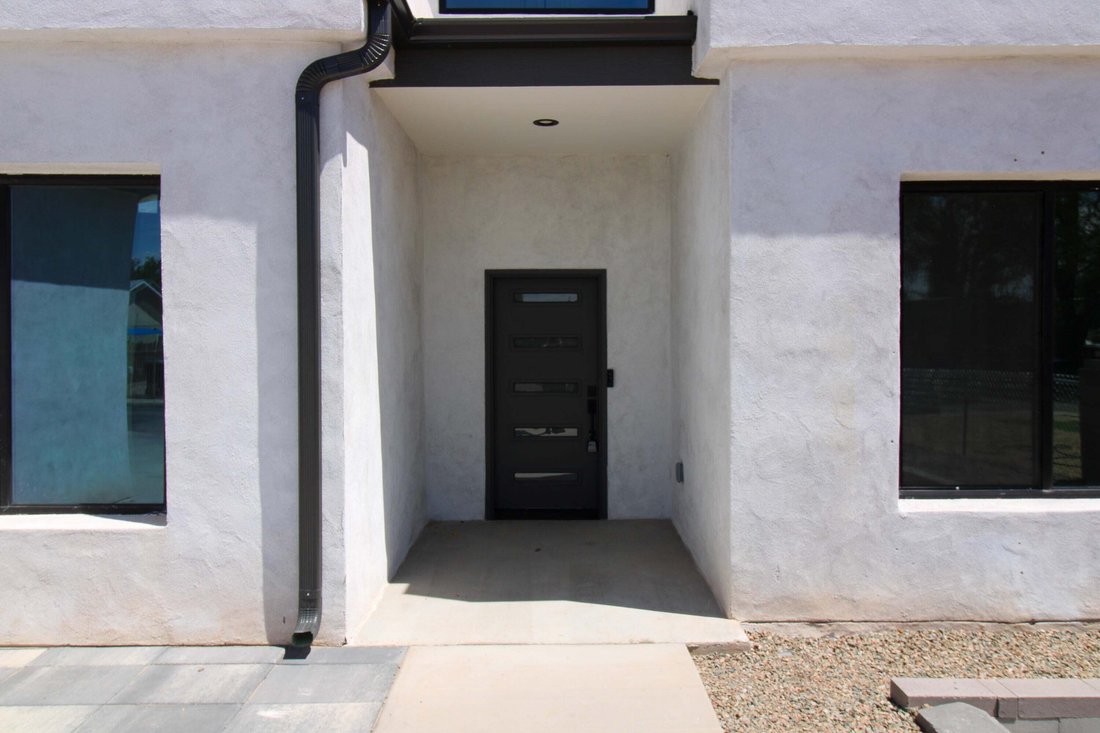 House in Los Ranchos de Albuquerque, New Mexico, United States 5 - 18511139