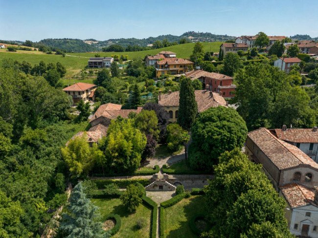 Villa in Center, Asti, Piedmont 1 - 18572099