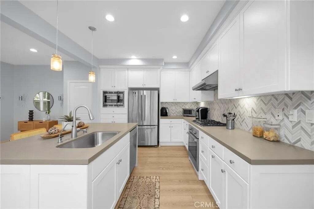 Condo in Irvine, California, United States 2 - 17759071