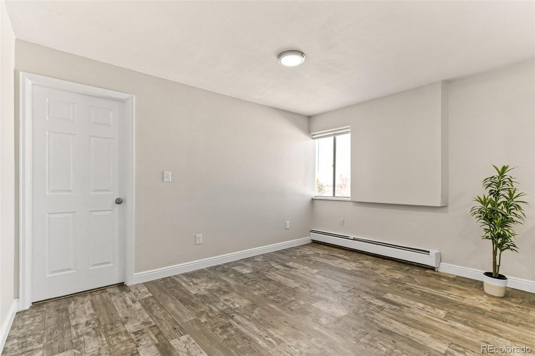 Aurora, Colorado, United States 5 - 18576828