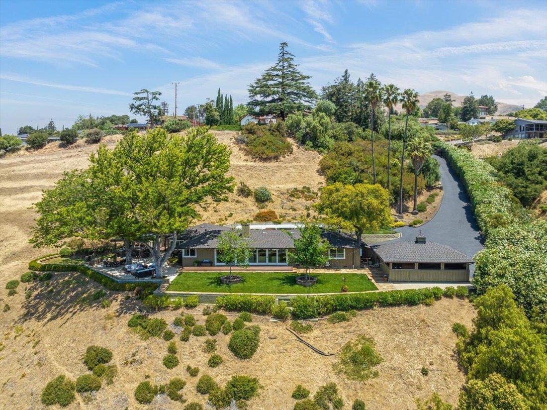 House in San Jose, California, United States 3 - 18577491