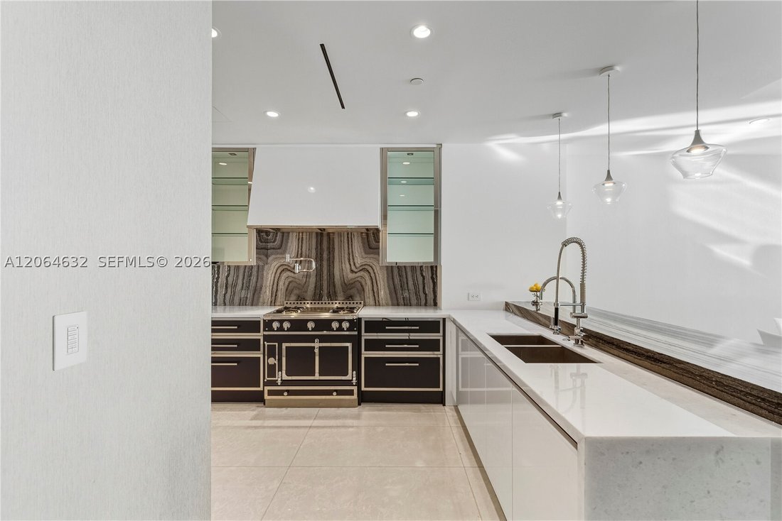 Condo in Golden Beach, Florida, United States 5 - 18576327