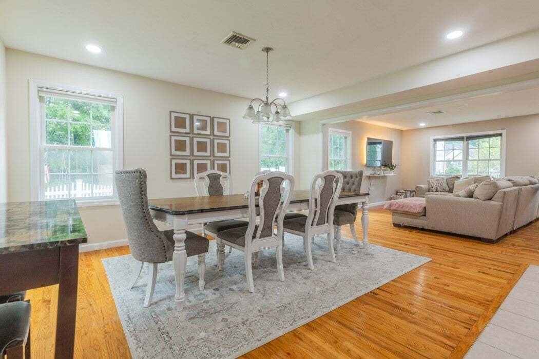 House in Johnston, Rhode Island, United States 3 - 18576024