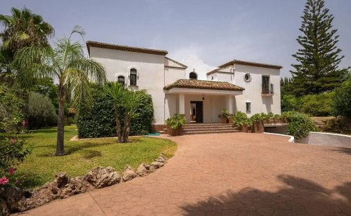 Villa in Alhaurin el Grande, Andalusia, Spain 1
