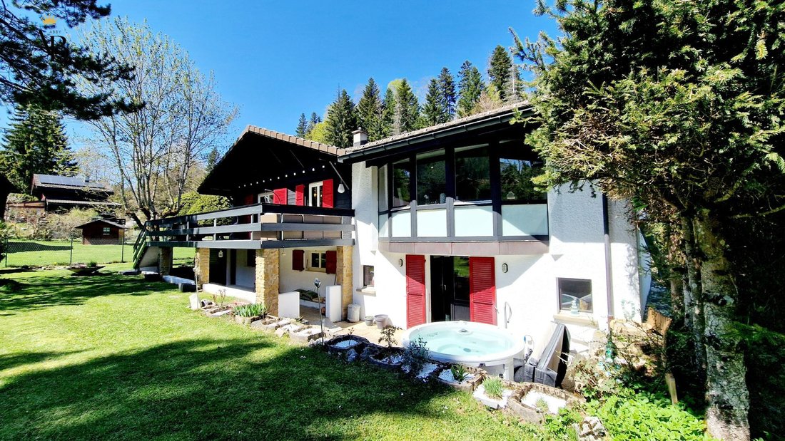 Chalet in Saint-Cergue, Vaud, Switzerland 2 - 18575820